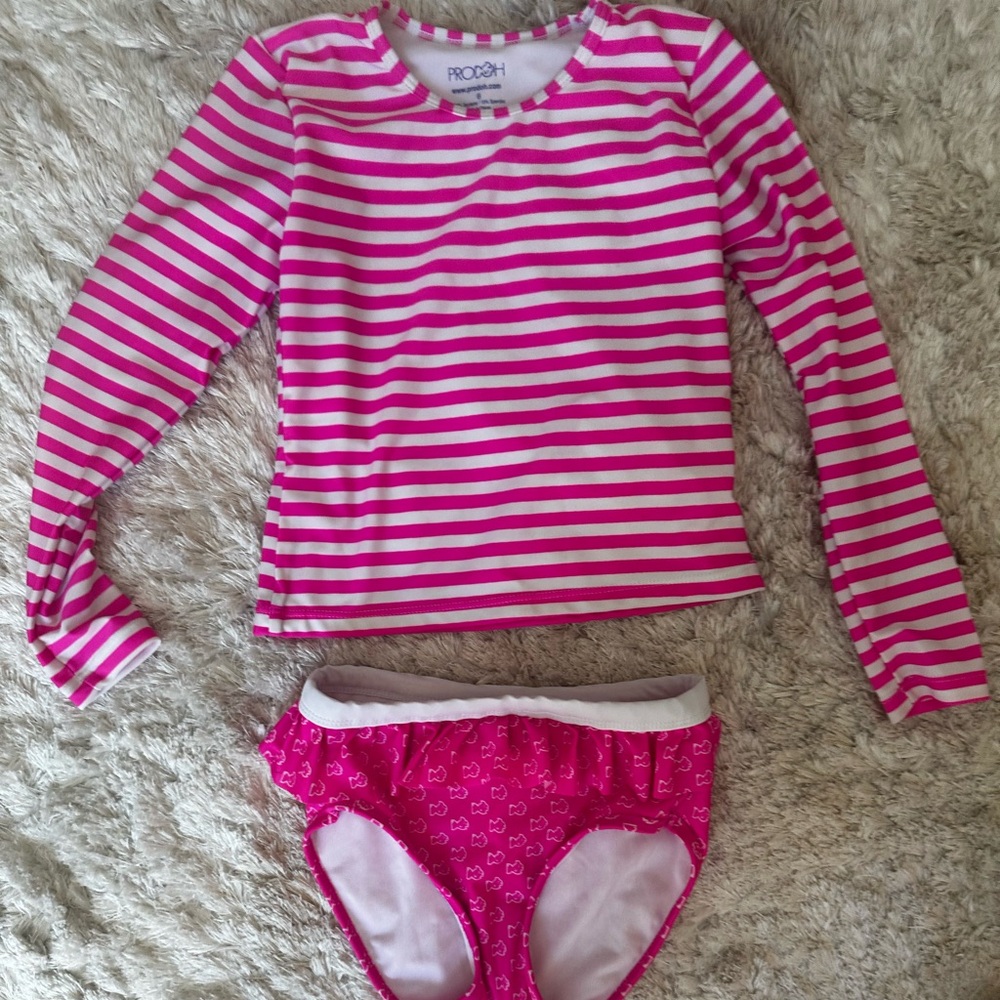 Prodoh rashguard and swim bottom